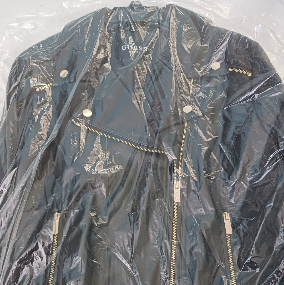 XL GUESS BLACK JACKET